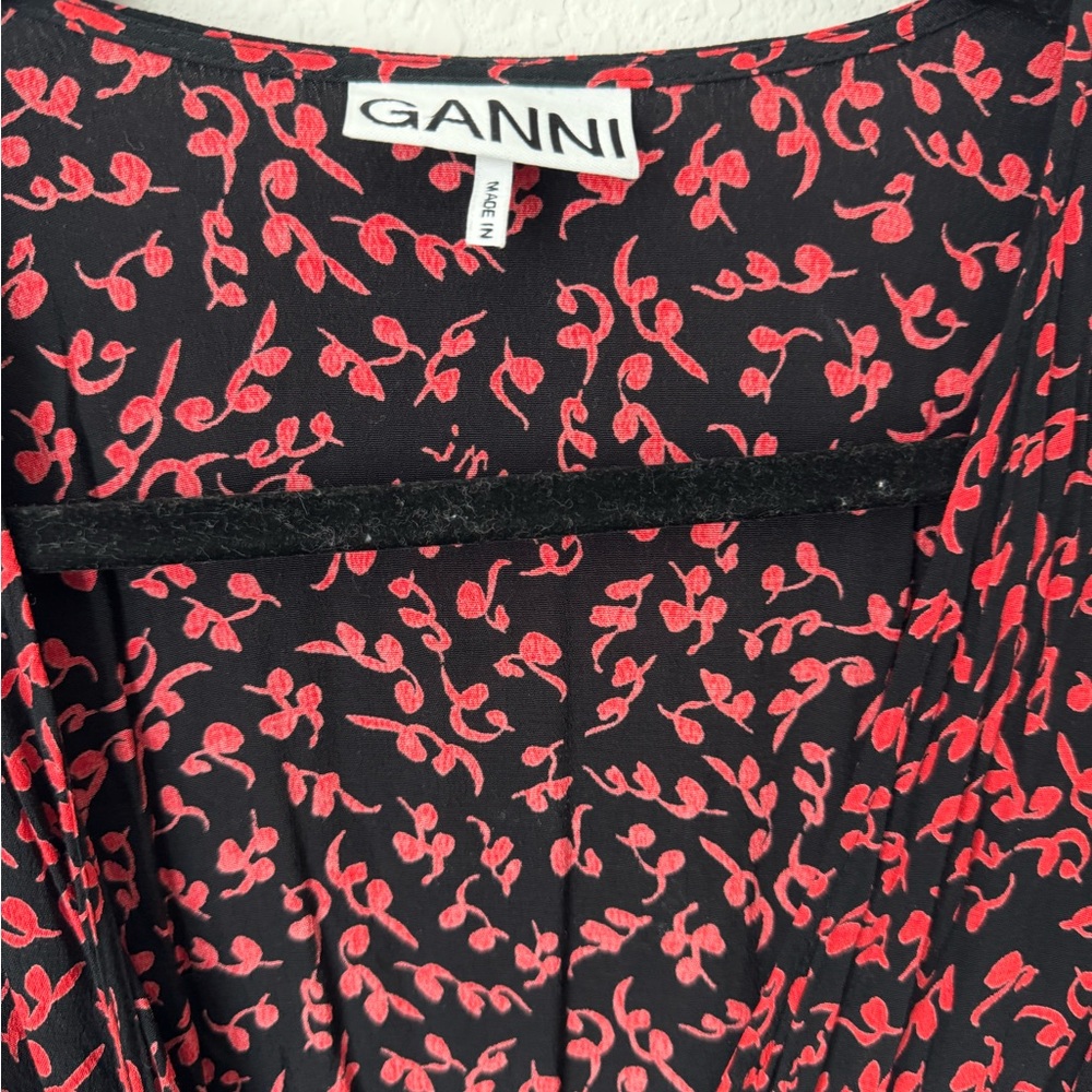 GANNI - PRINTED CREPE SLEEVELESS MIDI WRAP DRESS WITH BELT - Picture 5 of 11